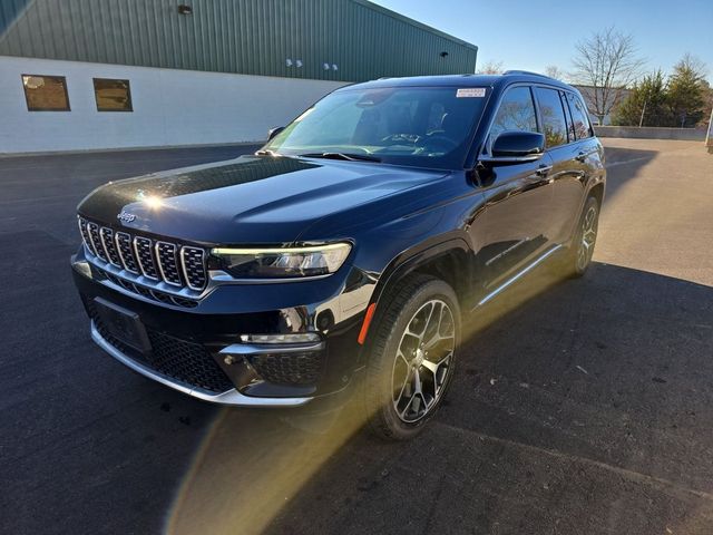 2022 Jeep Grand Cherokee Summit Reserve