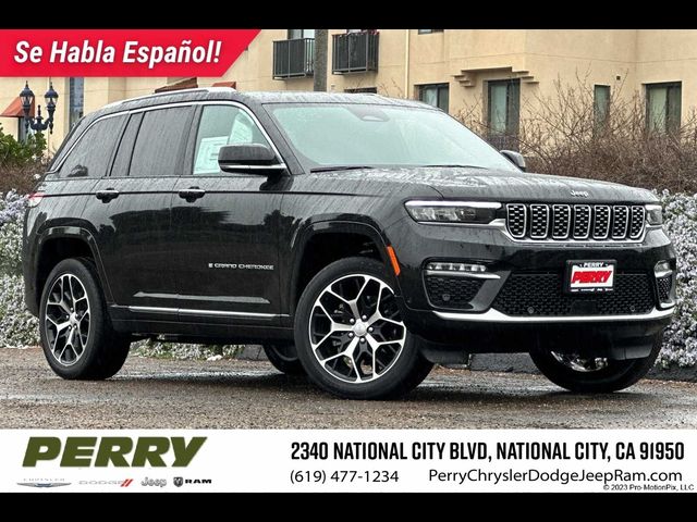 2022 Jeep Grand Cherokee Summit Reserve