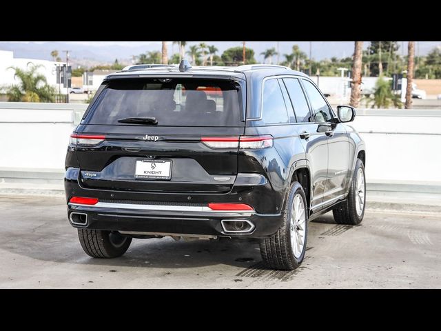 2022 Jeep Grand Cherokee Summit