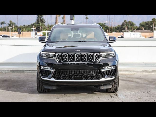 2022 Jeep Grand Cherokee Summit