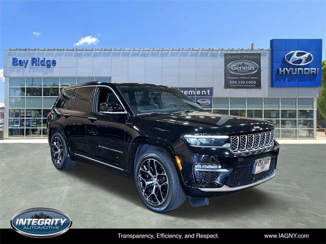 2022 Jeep Grand Cherokee Summit Reserve