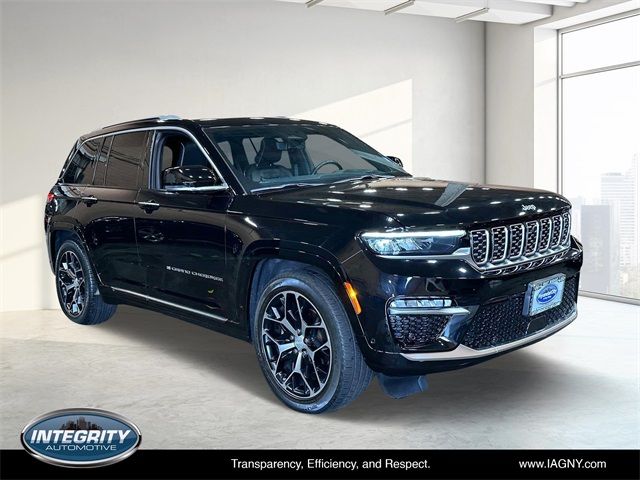 2022 Jeep Grand Cherokee Summit Reserve