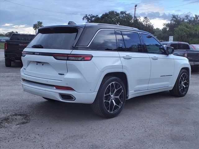 2022 Jeep Grand Cherokee Summit Reserve