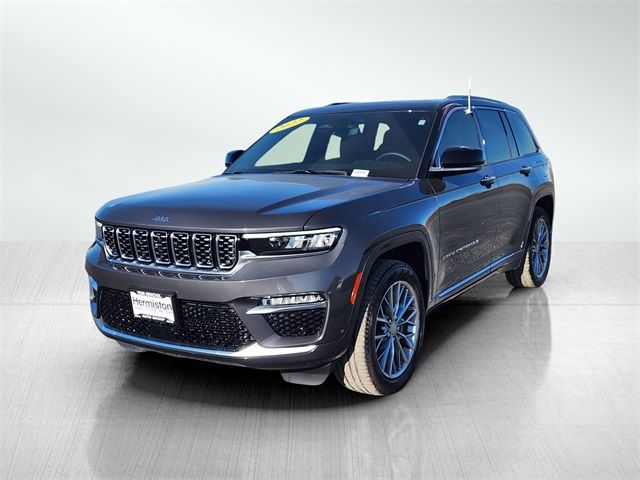 2022 Jeep Grand Cherokee Summit