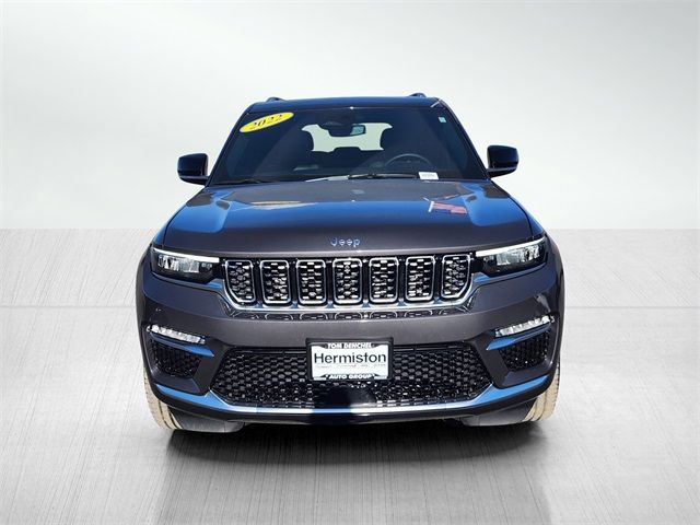 2022 Jeep Grand Cherokee Summit