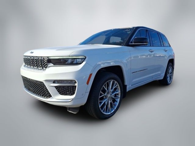 2022 Jeep Grand Cherokee Summit