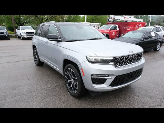 2022 Jeep Grand Cherokee Summit Reserve