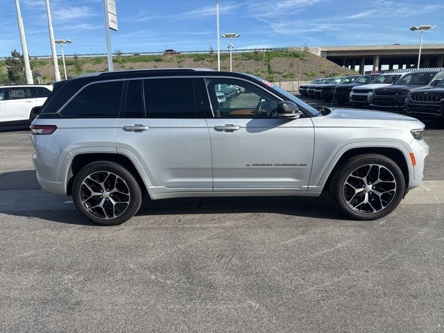 2022 Jeep Grand Cherokee Summit Reserve
