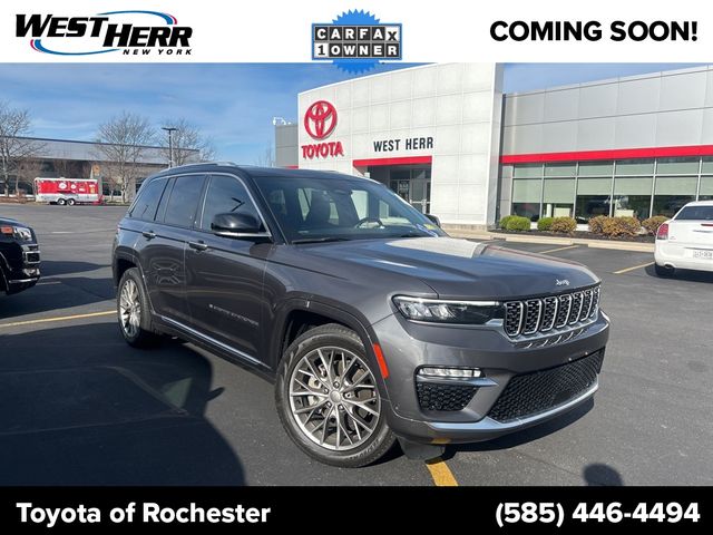 2022 Jeep Grand Cherokee Summit