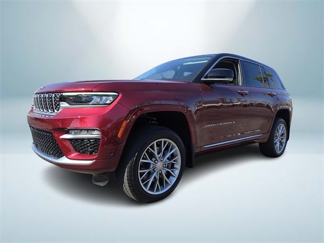 2022 Jeep Grand Cherokee Summit