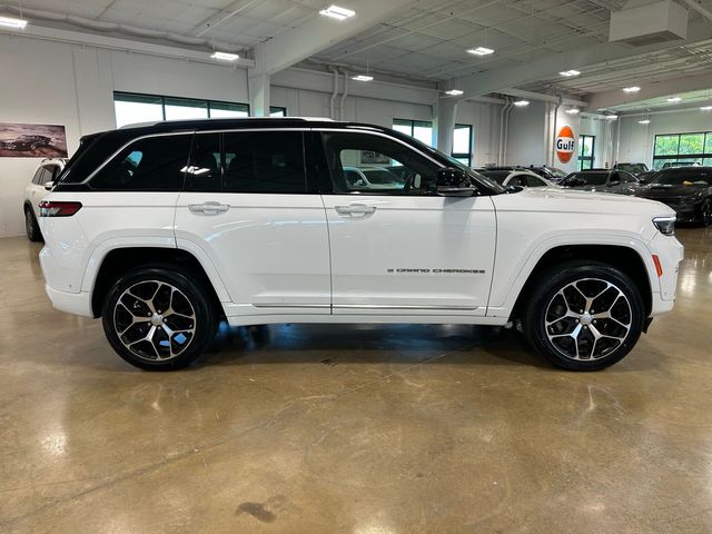 2022 Jeep Grand Cherokee Summit Reserve