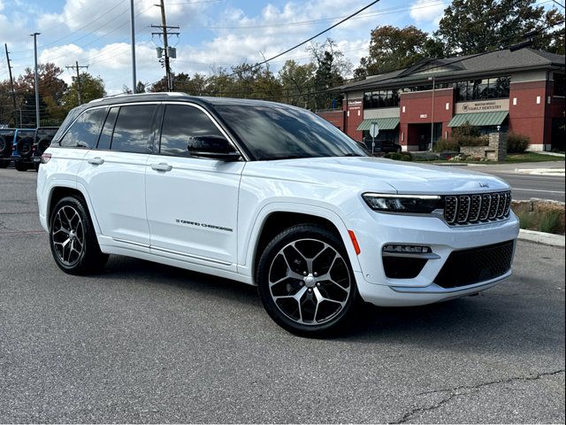 2022 Jeep Grand Cherokee Summit Reserve