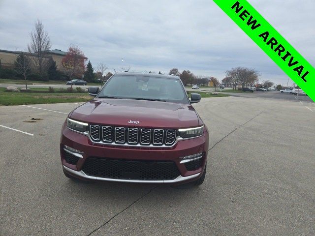 2022 Jeep Grand Cherokee Summit Reserve