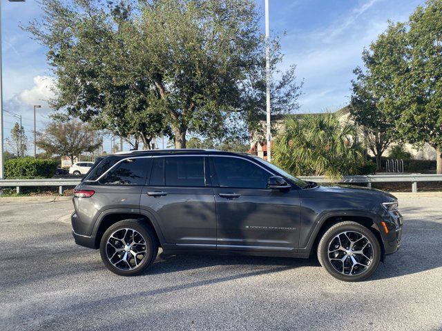 2022 Jeep Grand Cherokee Summit Reserve