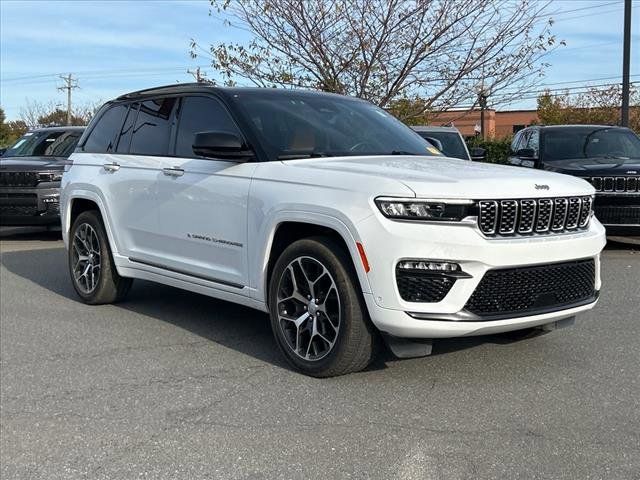 2022 Jeep Grand Cherokee Summit Reserve