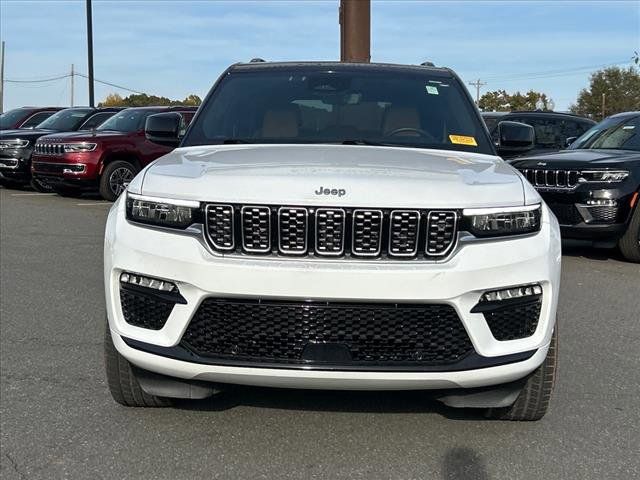 2022 Jeep Grand Cherokee Summit Reserve