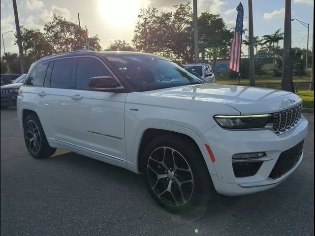 2022 Jeep Grand Cherokee Summit Reserve