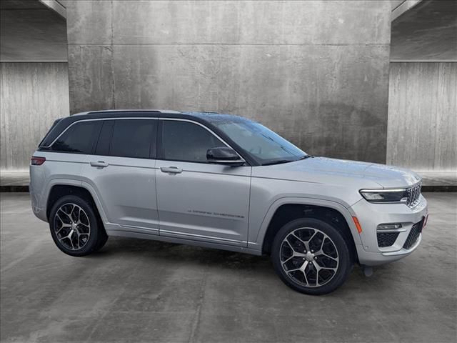 2022 Jeep Grand Cherokee Summit Reserve