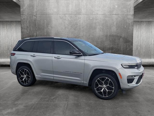 2022 Jeep Grand Cherokee Summit Reserve