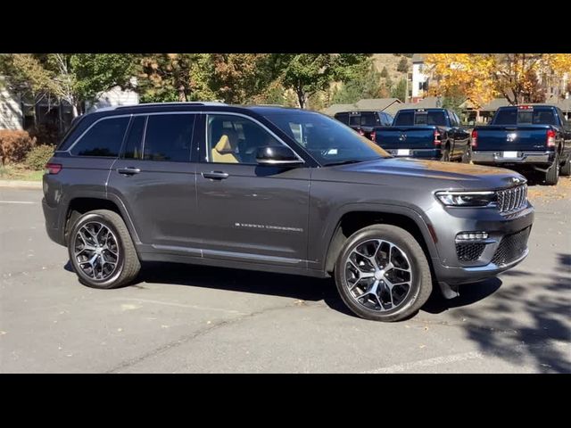 2022 Jeep Grand Cherokee Summit Reserve