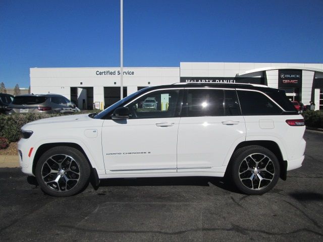 2022 Jeep Grand Cherokee 4xe Summit Reserve