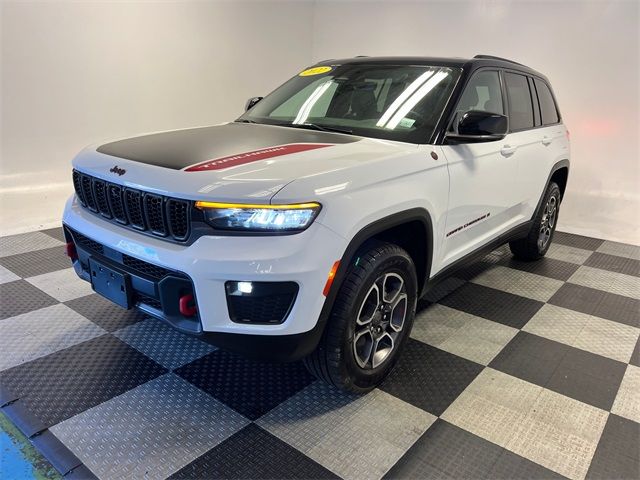 2022 Jeep Grand Cherokee Trailhawk