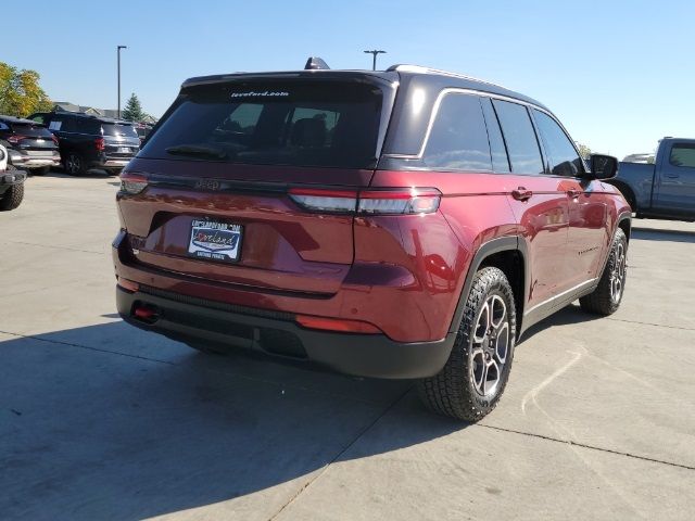 2022 Jeep Grand Cherokee Trailhawk