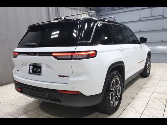 2022 Jeep Grand Cherokee Trailhawk