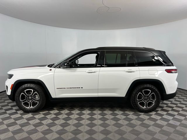 2022 Jeep Grand Cherokee Trailhawk