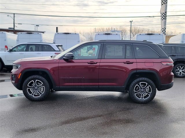 2022 Jeep Grand Cherokee Trailhawk