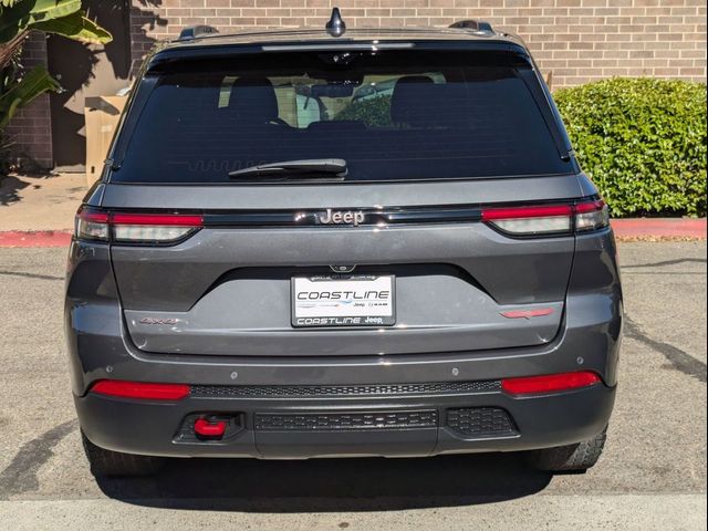 2022 Jeep Grand Cherokee Trailhawk