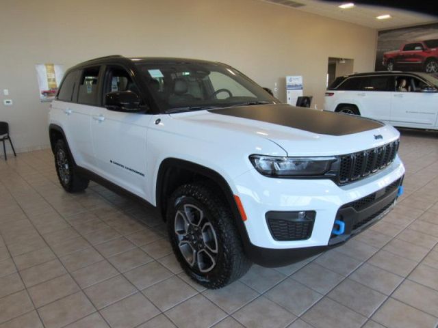 2022 Jeep Grand Cherokee 4xe Trailhawk