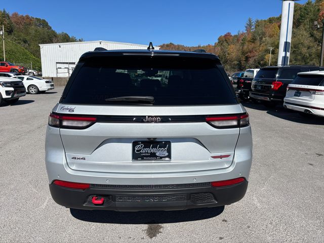 2022 Jeep Grand Cherokee Trailhawk