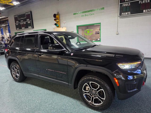 2022 Jeep Grand Cherokee Trailhawk