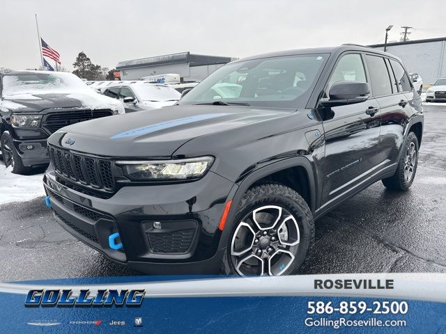 2022 Jeep Grand Cherokee 4xe Trailhawk