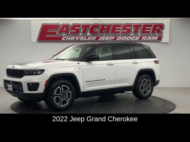 2022 Jeep Grand Cherokee 4xe Trailhawk