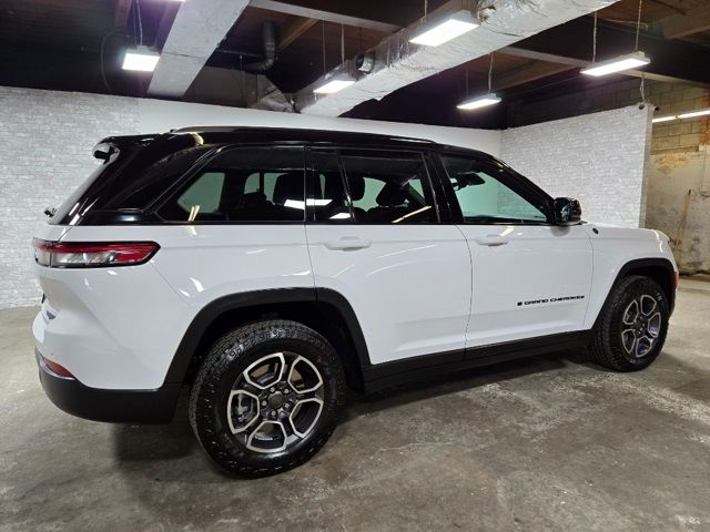 2022 Jeep Grand Cherokee 4xe Trailhawk