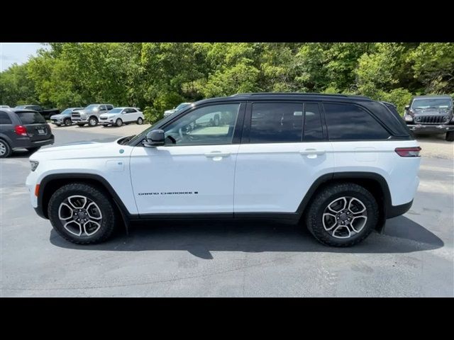 2022 Jeep Grand Cherokee 4xe Trailhawk