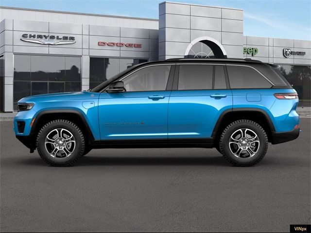 2022 Jeep Grand Cherokee 4xe Trailhawk