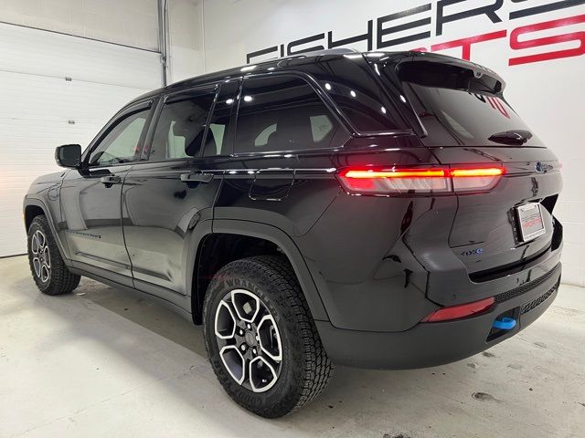 2022 Jeep Grand Cherokee 4xe Trailhawk