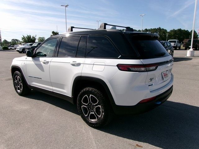 2022 Jeep Grand Cherokee 4xe Trailhawk