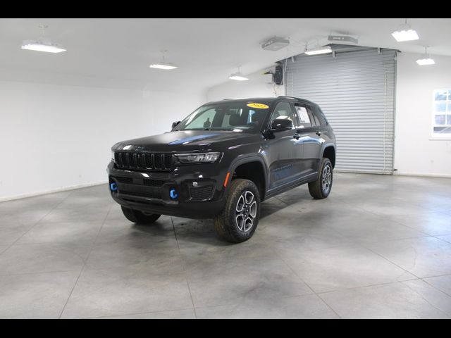 2022 Jeep Grand Cherokee 4xe Trailhawk