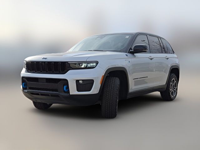 2022 Jeep Grand Cherokee 4xe Trailhawk