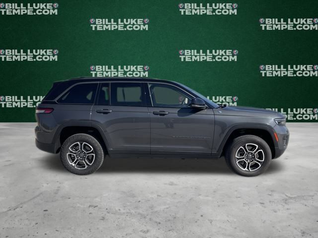 2022 Jeep Grand Cherokee 4xe Trailhawk