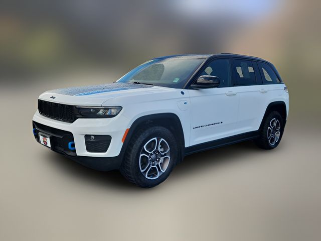 2022 Jeep Grand Cherokee 4xe Trailhawk