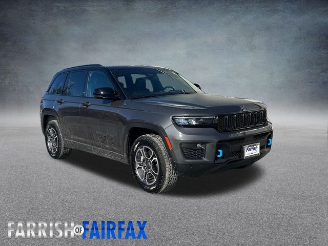 2022 Jeep Grand Cherokee 4xe Trailhawk