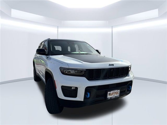 2022 Jeep Grand Cherokee 4xe Trailhawk