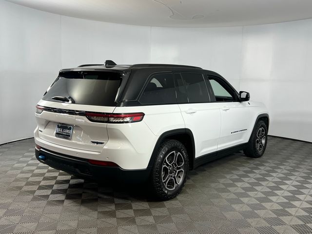 2022 Jeep Grand Cherokee 4xe Trailhawk