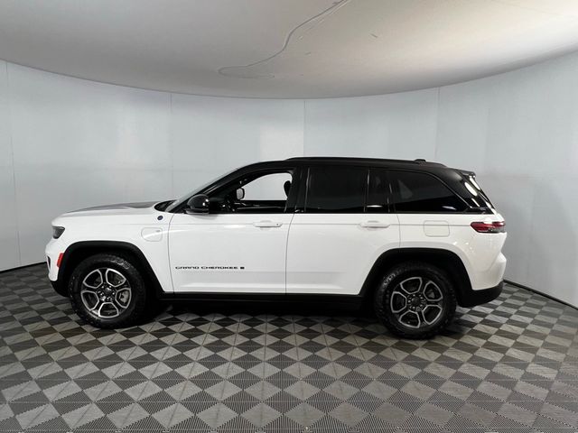 2022 Jeep Grand Cherokee 4xe Trailhawk