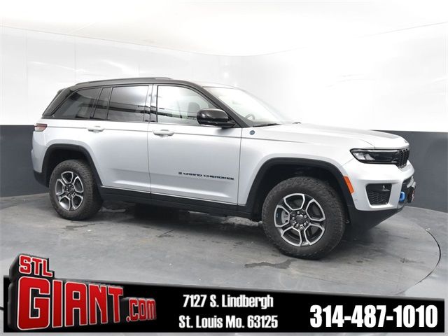 2022 Jeep Grand Cherokee 4xe Trailhawk